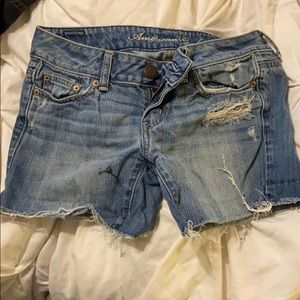 American eagle size 2 denim shorts low rise